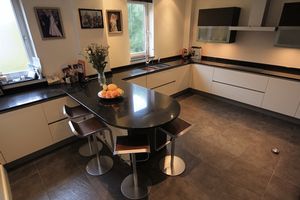 Photo 16- click for photo gallery